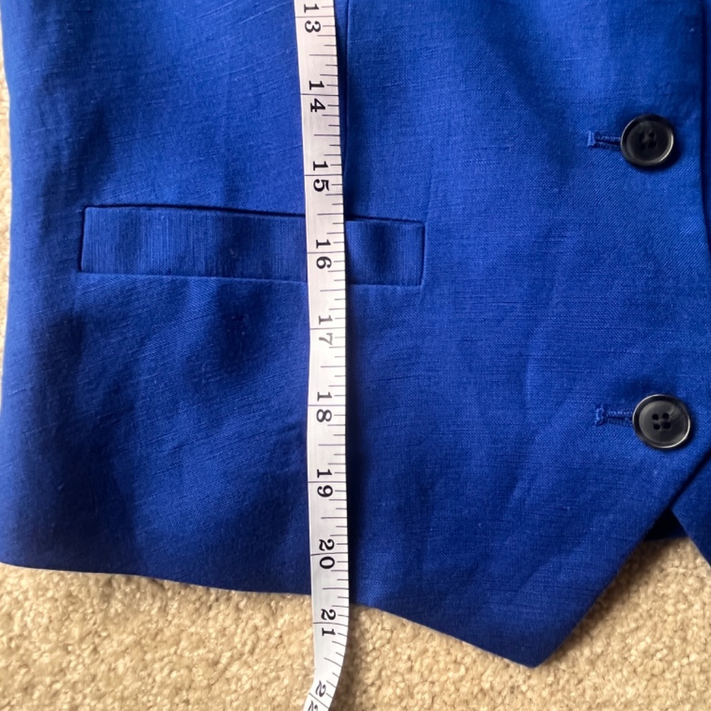 Vest - Picture 6 of 6